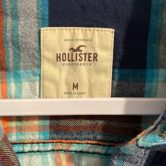 ☔️Hollister flannel☔️ - Picture 2 of 4